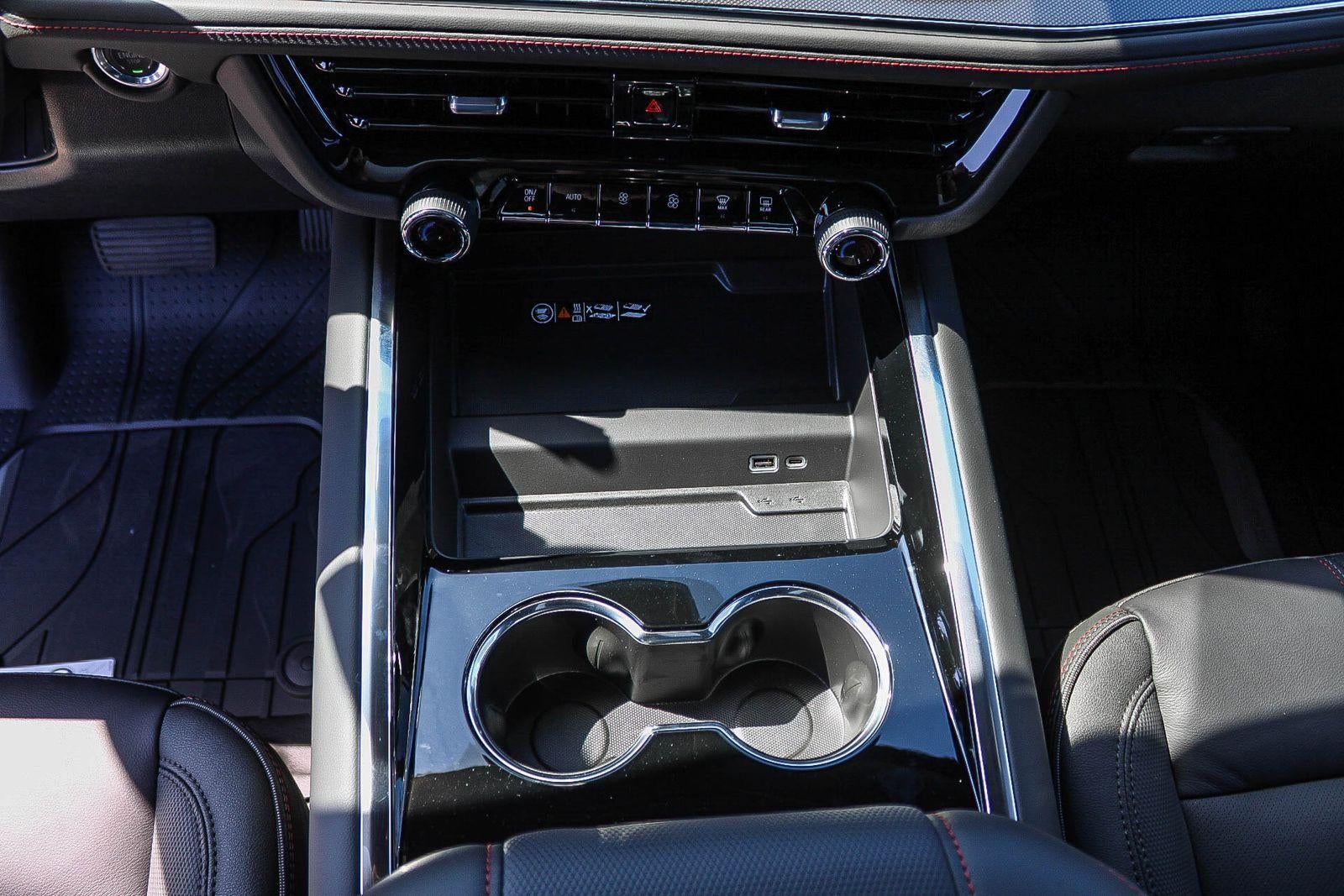 2026 Chevrolet Tahoe 4WD RST