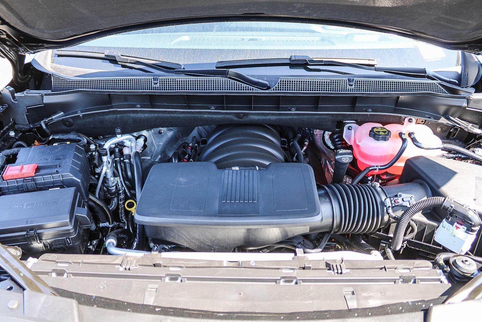 2026 Chevrolet Tahoe 4WD RST