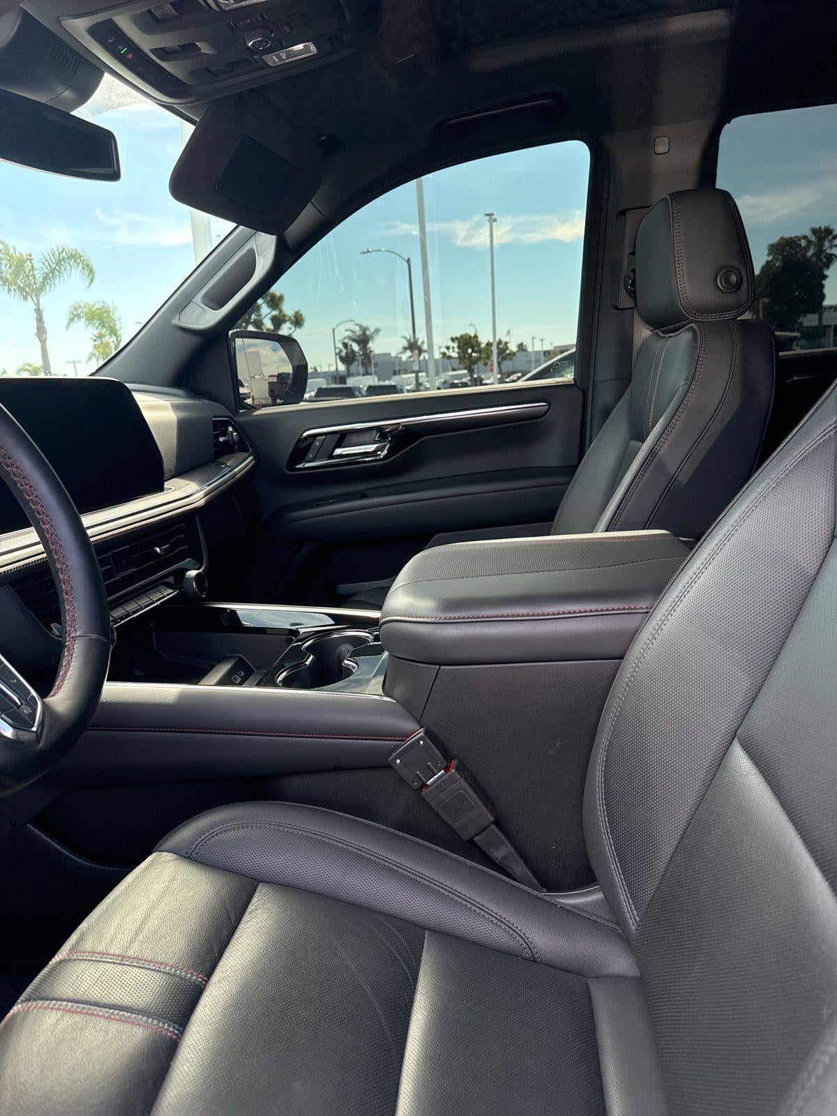 2025 Chevrolet Tahoe RST