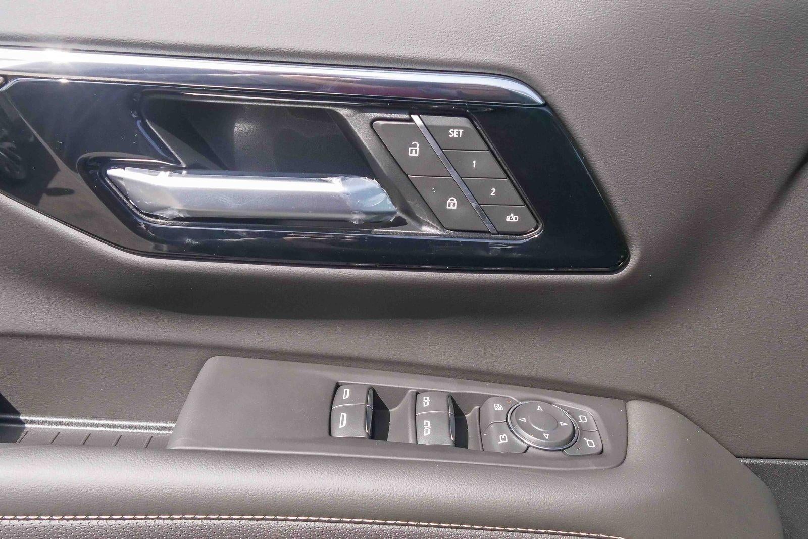 2026 Chevrolet Tahoe 4WD Premier