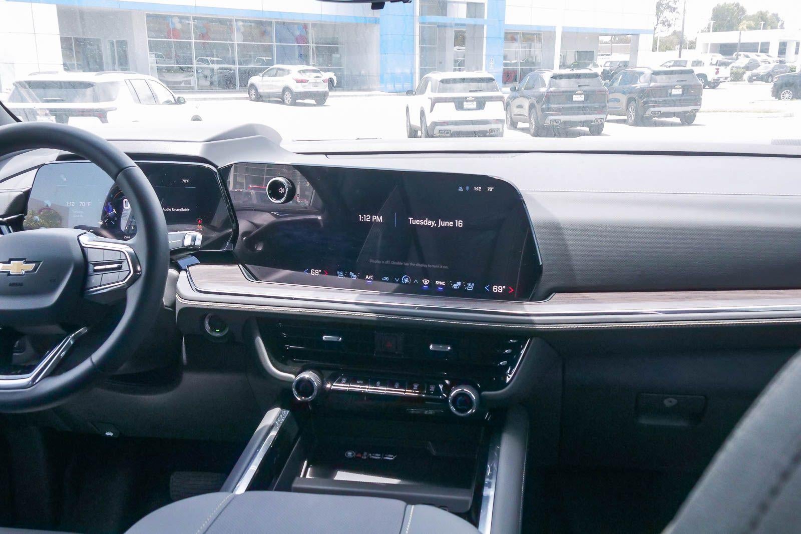 2026 Chevrolet Tahoe 4WD Premier