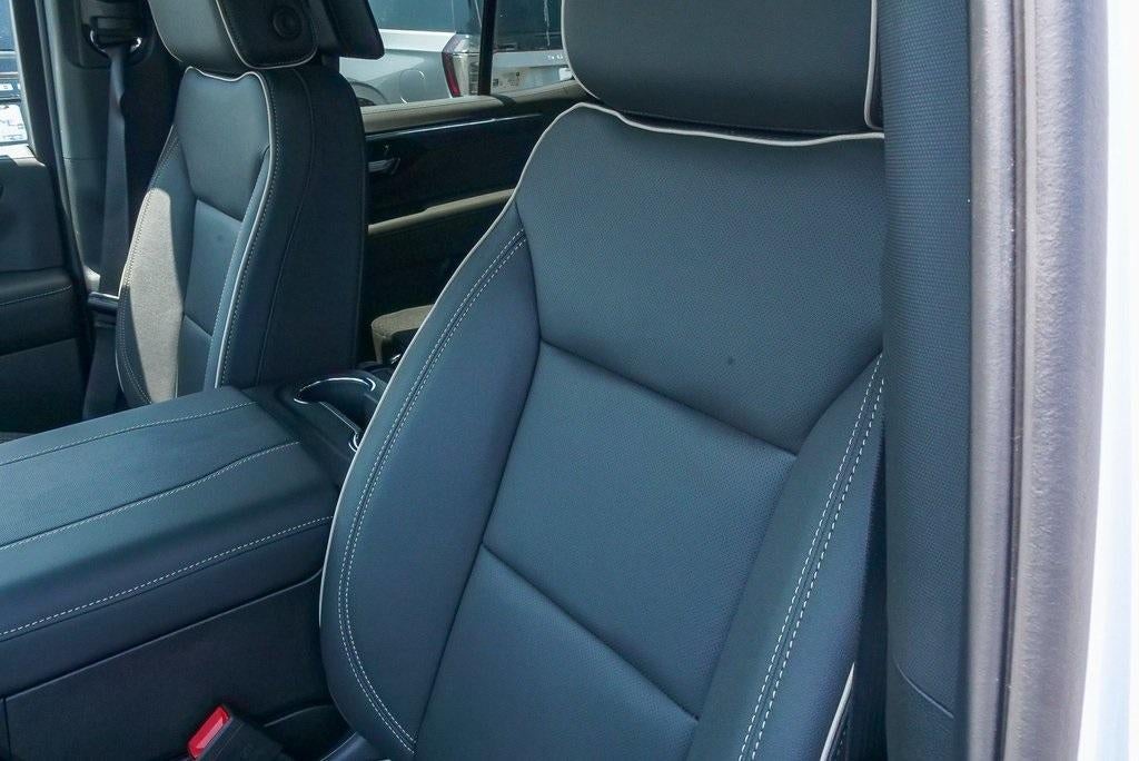 2025 Chevrolet Tahoe 4WD Premier