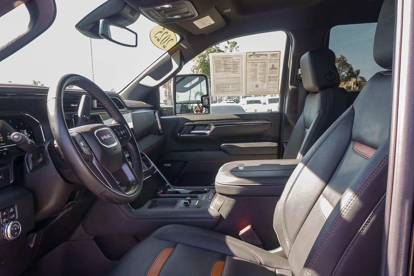 2025 GMC Sierra 2500 HD AT4