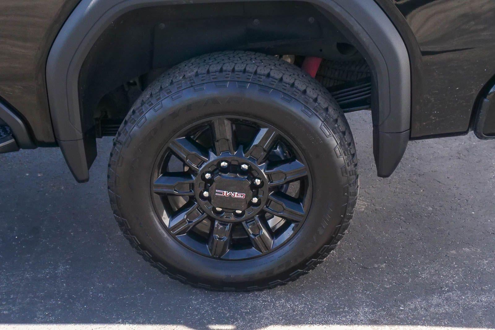 2025 GMC Sierra 2500 HD AT4