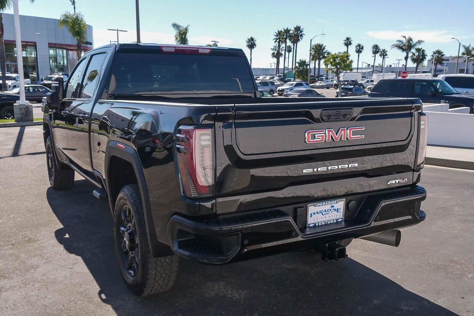 2025 GMC Sierra 2500 HD AT4