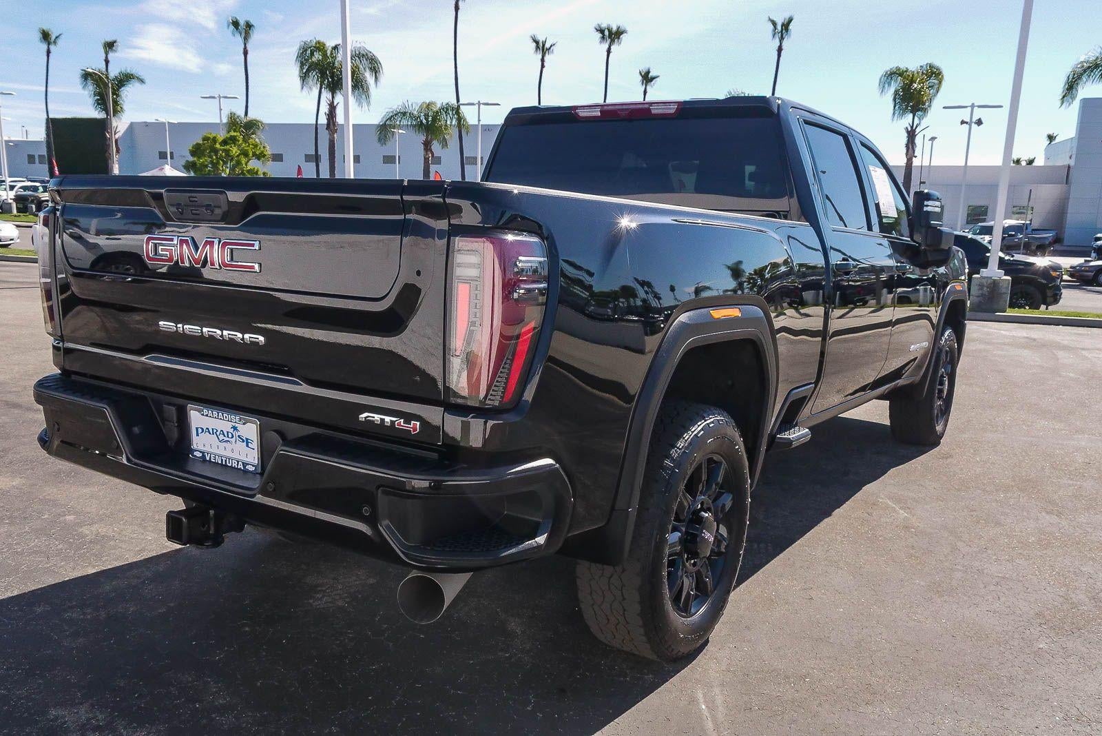 2025 GMC Sierra 2500 HD AT4