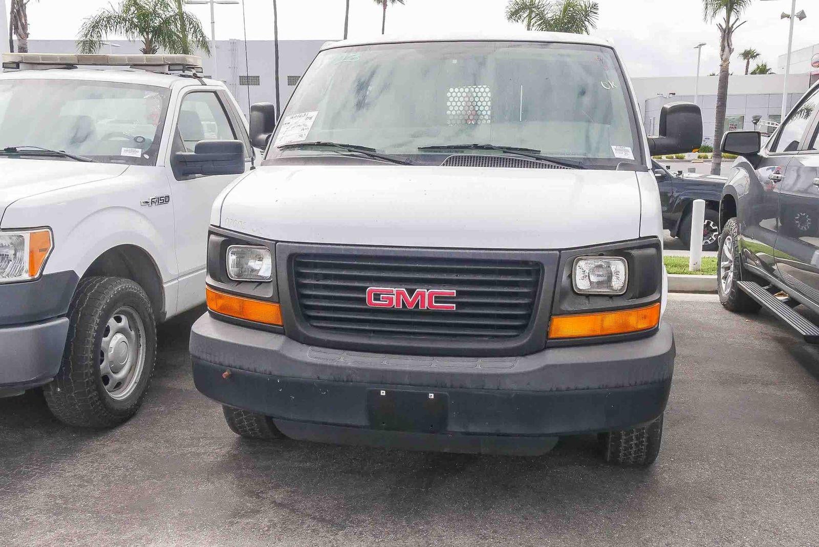 2008 GMC Savana Cargo 2500 Base