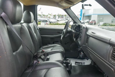 2005 GMC Sierra 2500 HD Work Truck