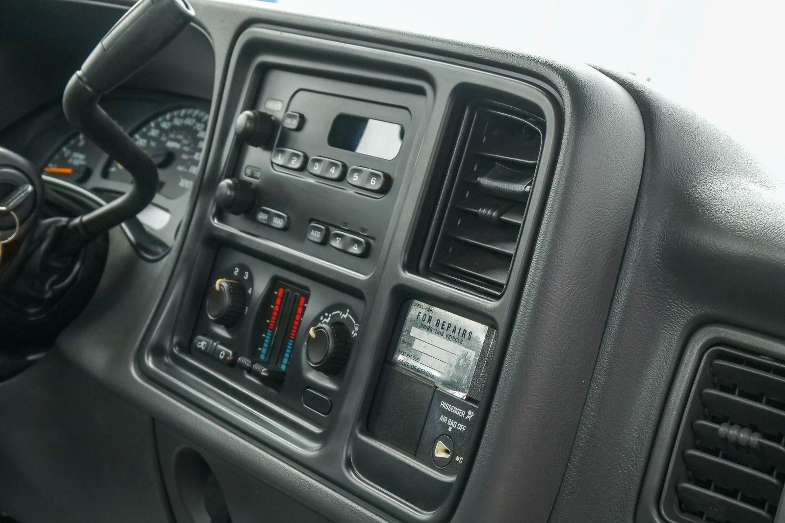 2005 GMC Sierra 2500 HD Work Truck