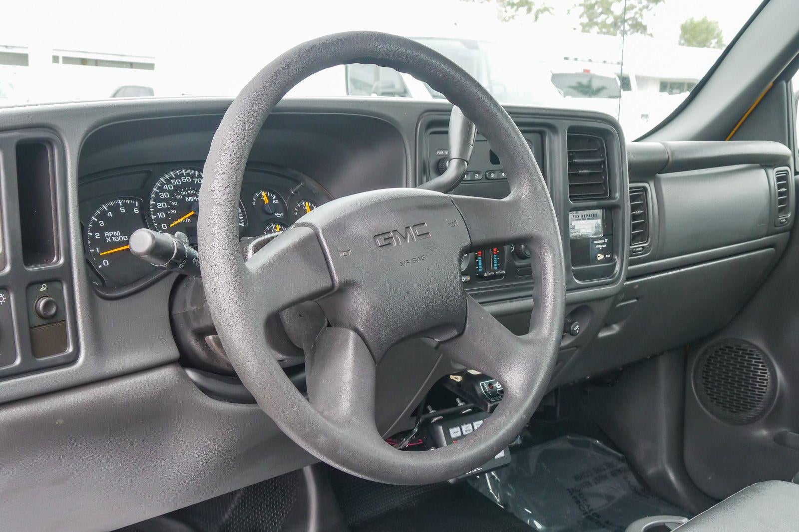 2005 GMC Sierra 2500 HD Work Truck