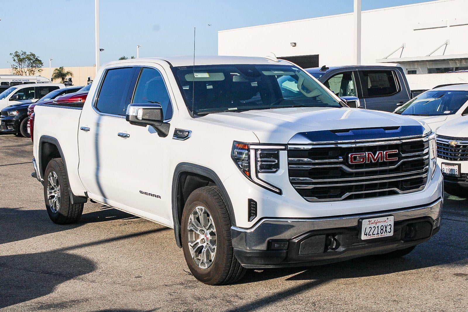 2025 GMC Sierra 1500 SLT