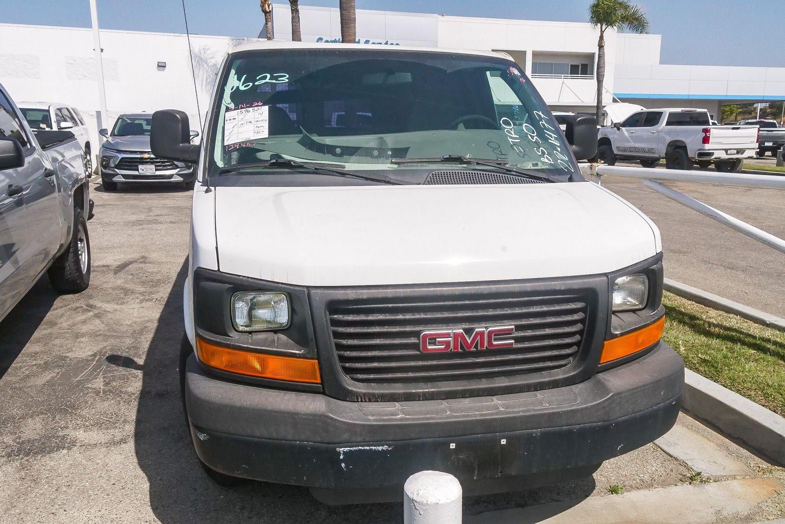 2014 GMC Savana Cargo 3500 Base