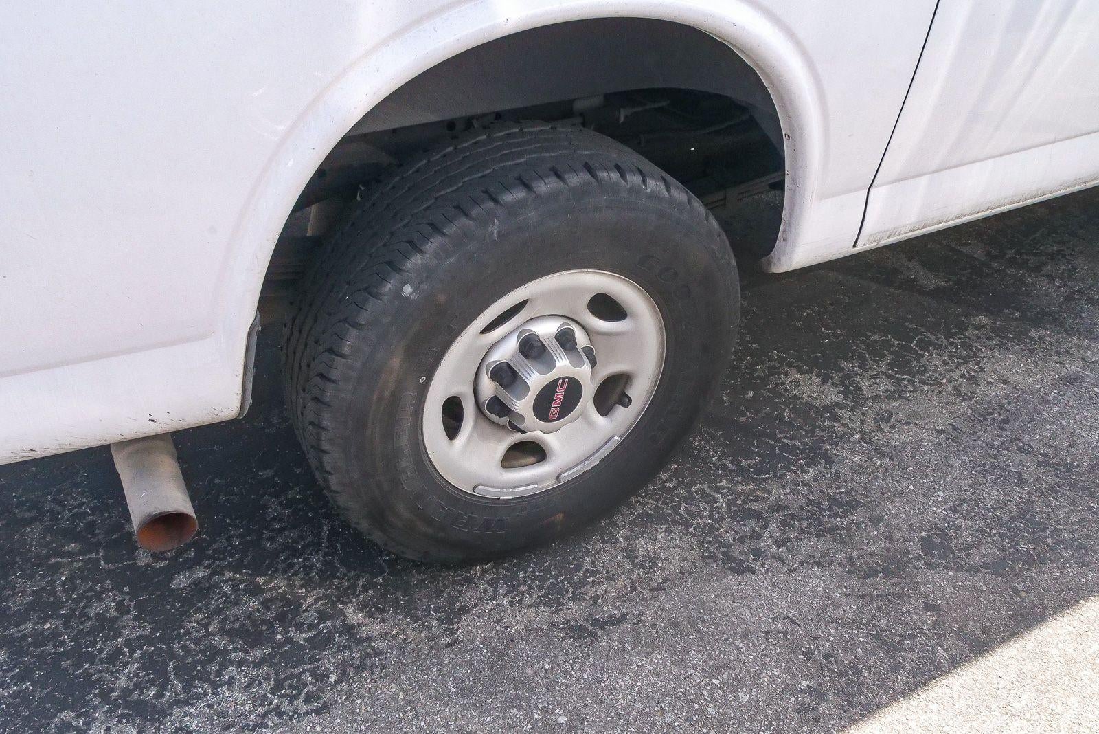 2014 GMC Savana Cargo 3500 Base