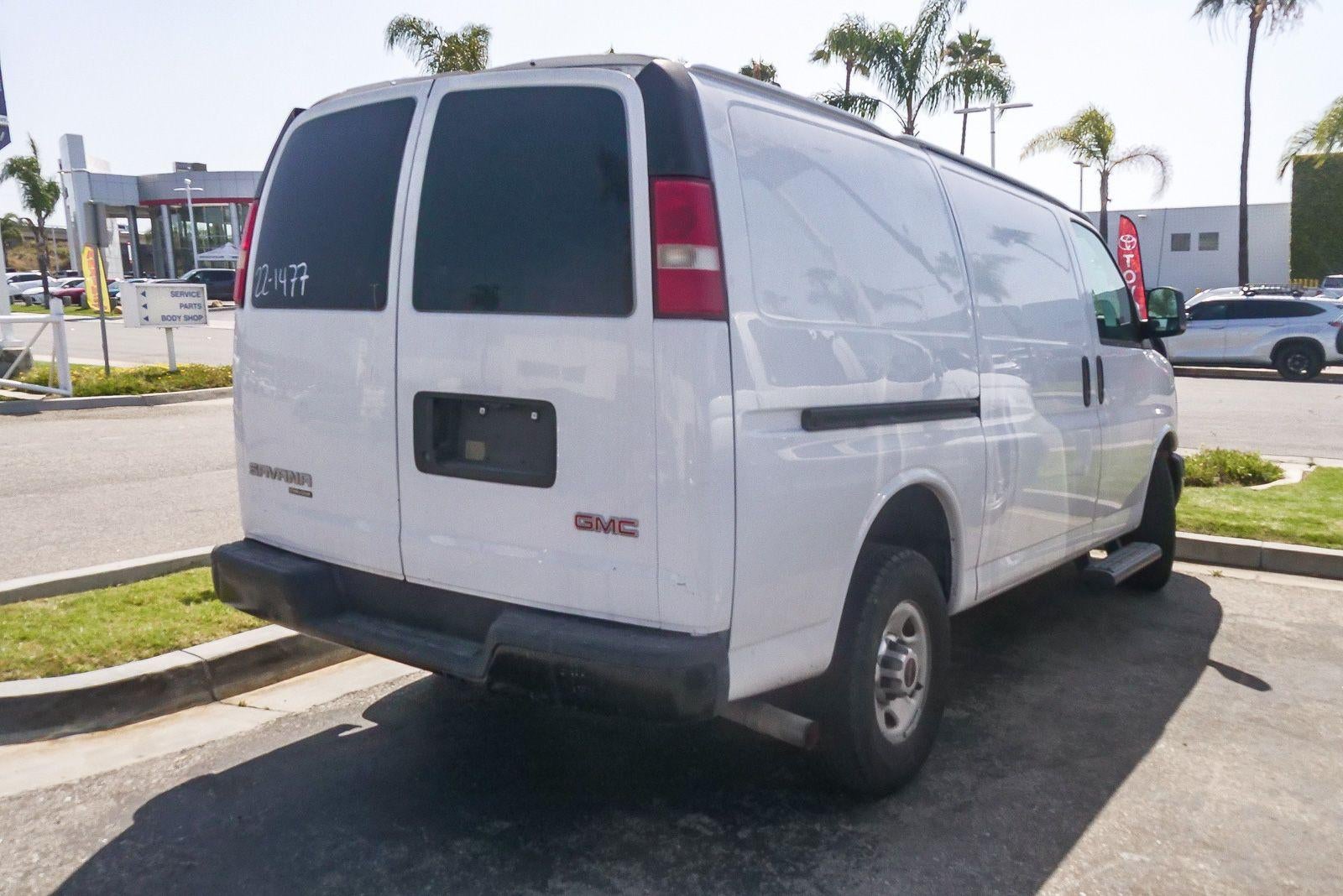 2014 GMC Savana Cargo 3500 Base