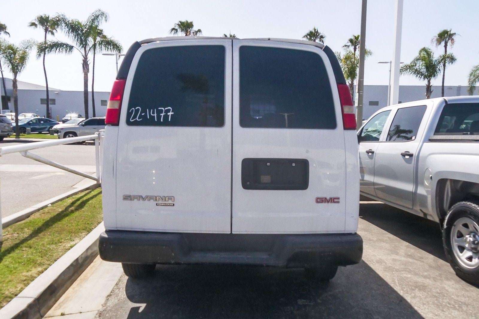 2014 GMC Savana Cargo 3500 Base