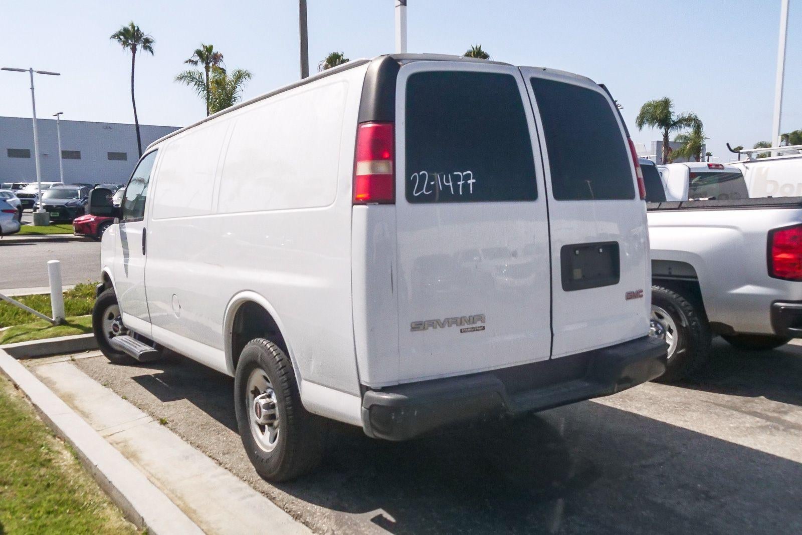 2014 GMC Savana Cargo 3500 Base