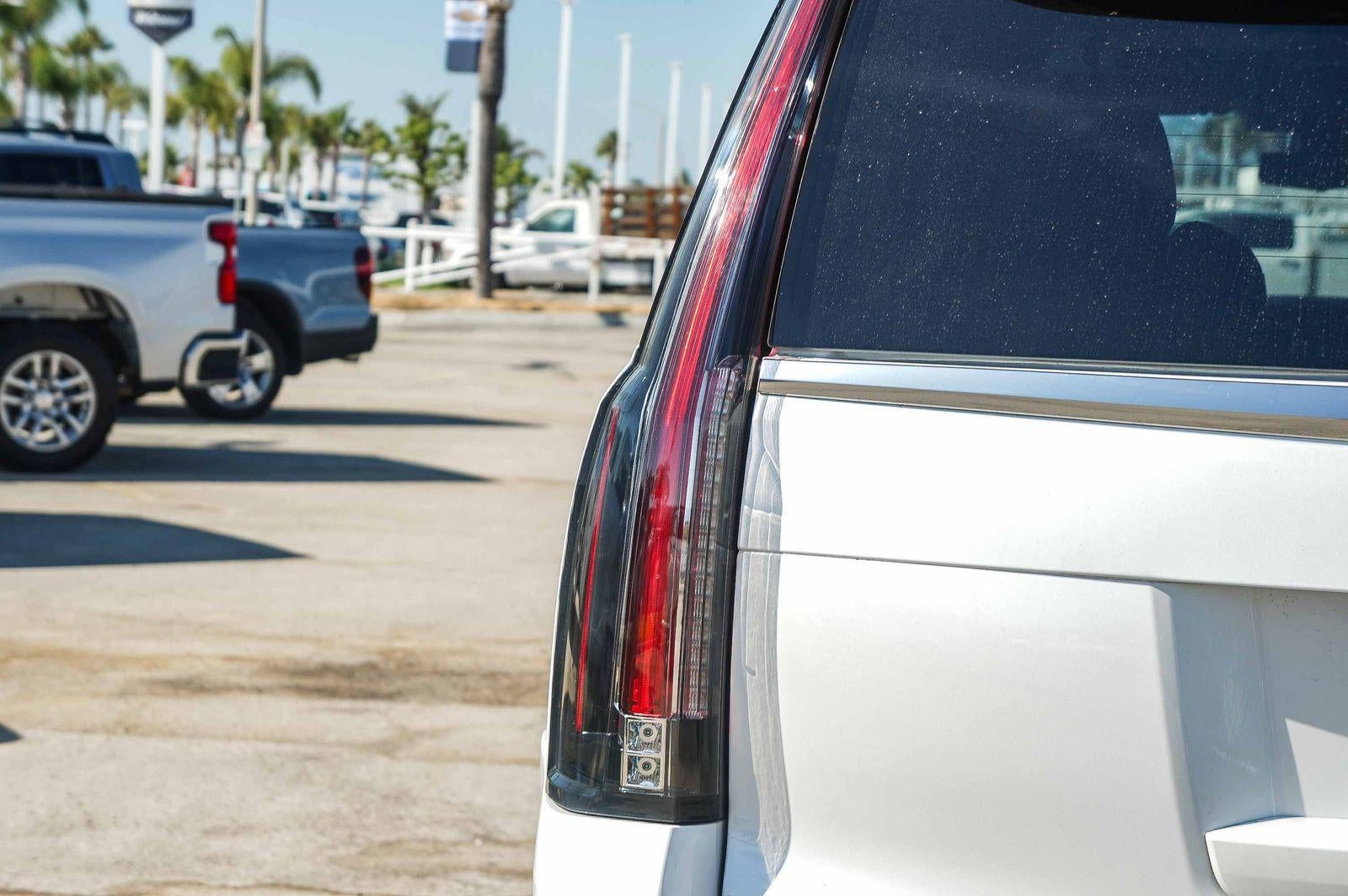 2020 Cadillac Escalade Luxury