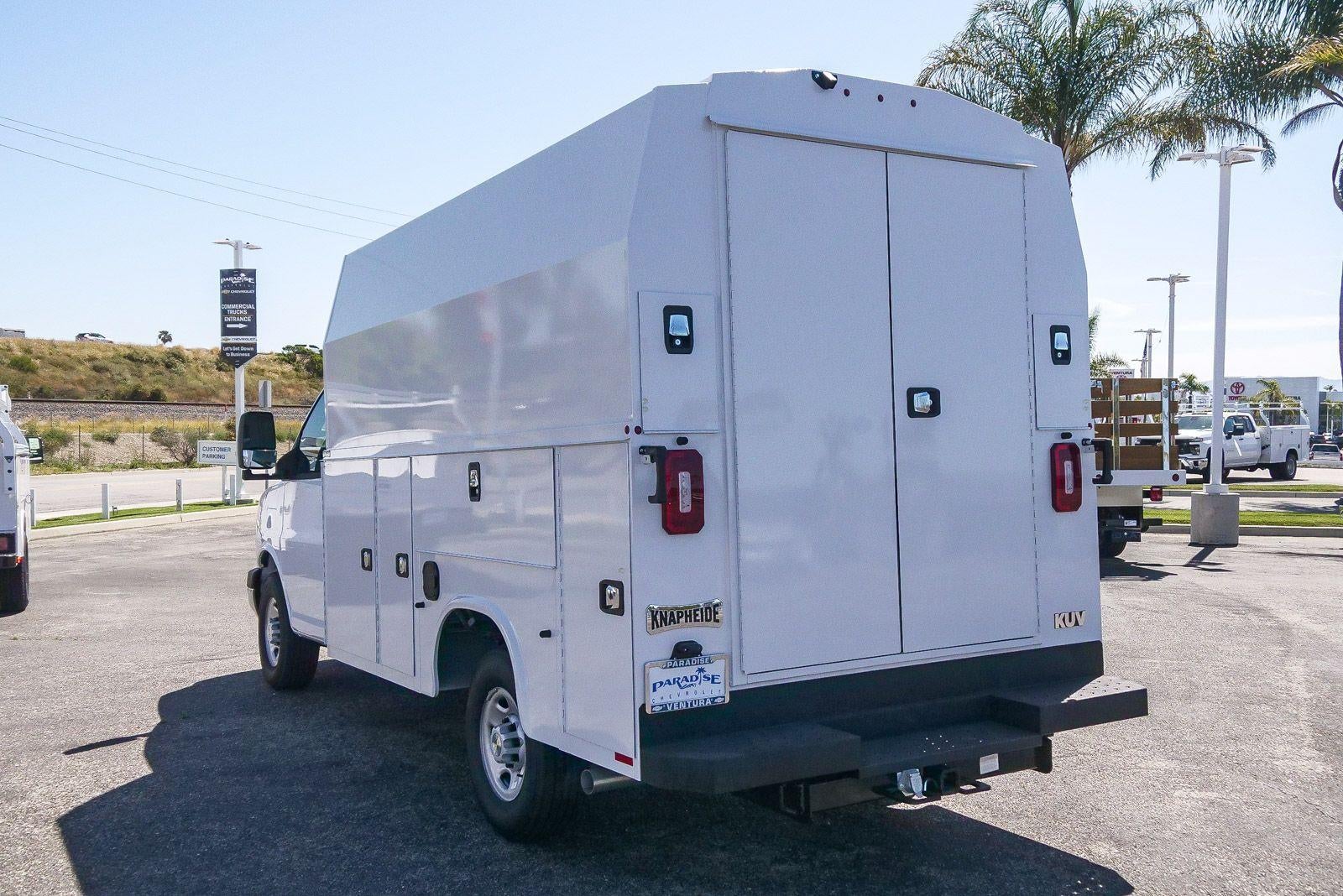 2026 Chevrolet Express Cutaway 3500 3500 Van 139"