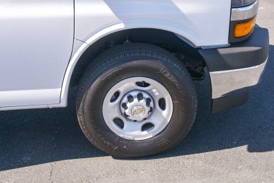 2026 Chevrolet Express Cutaway 3500 3500 Van 139"