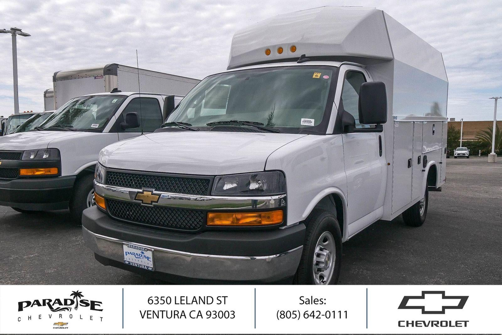 2026 Chevrolet Express Cutaway 3500 3500 Van 139"