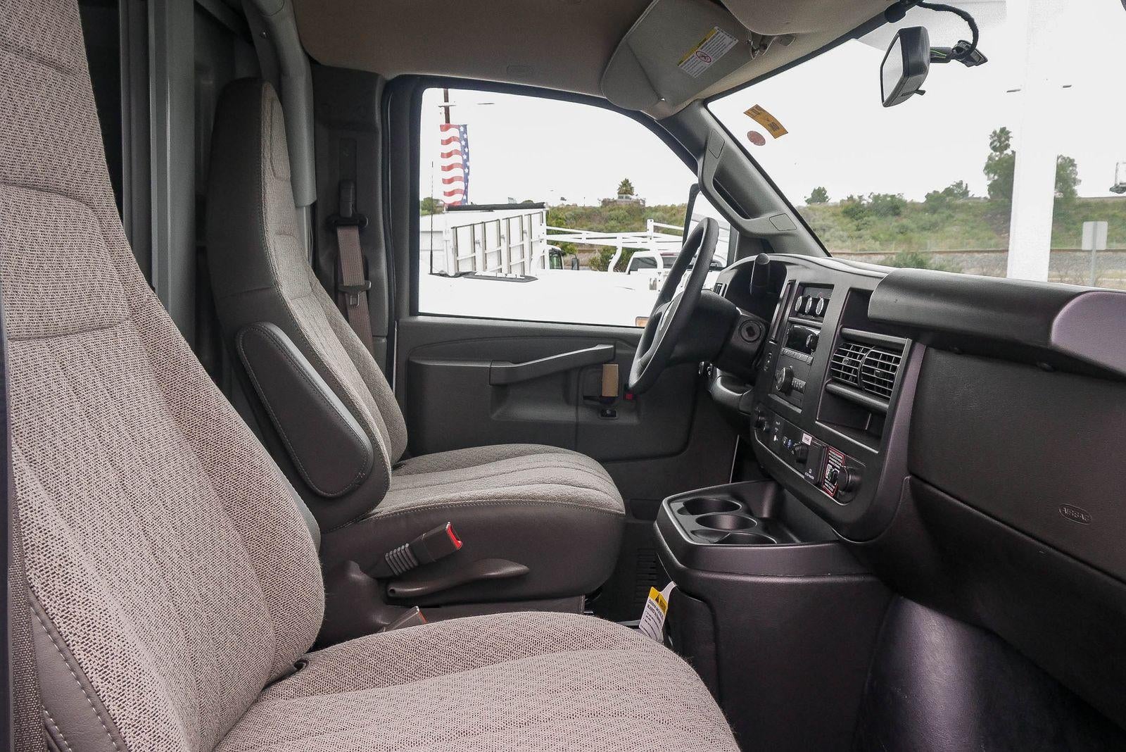 2026 Chevrolet Express Cutaway 3500 3500 Van 139"