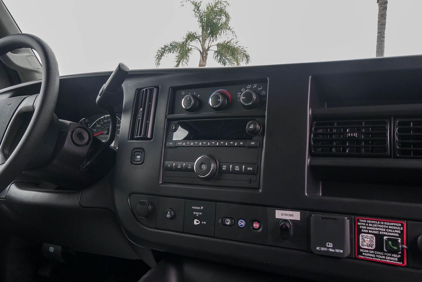 2026 Chevrolet Express Cutaway 3500 3500 Van 139"