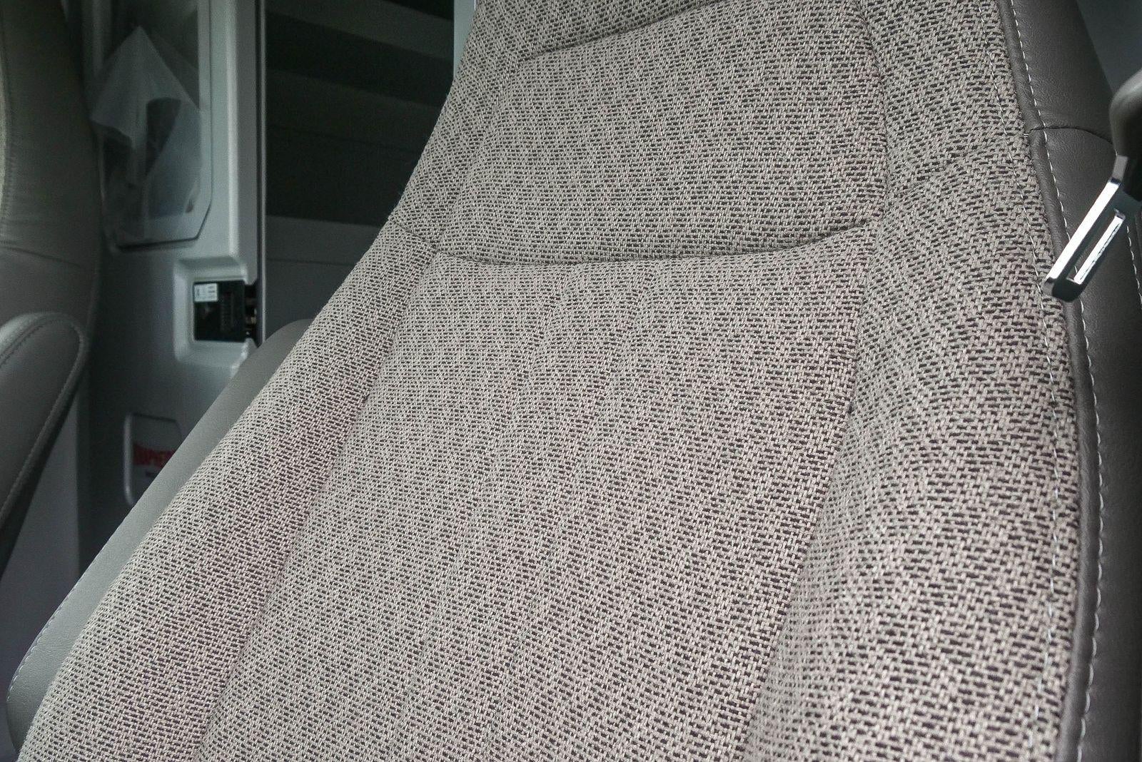 2026 Chevrolet Express Cutaway 3500 3500 Van 139"