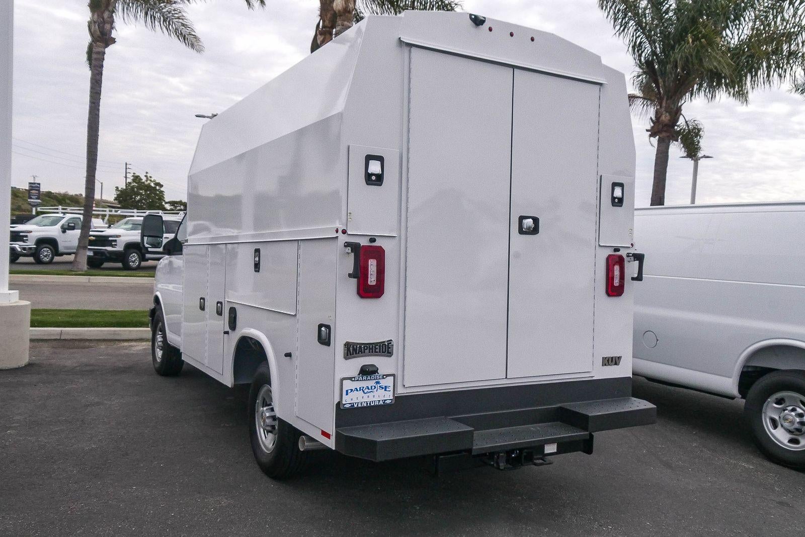 2026 Chevrolet Express Cutaway 3500 3500 Van 139"