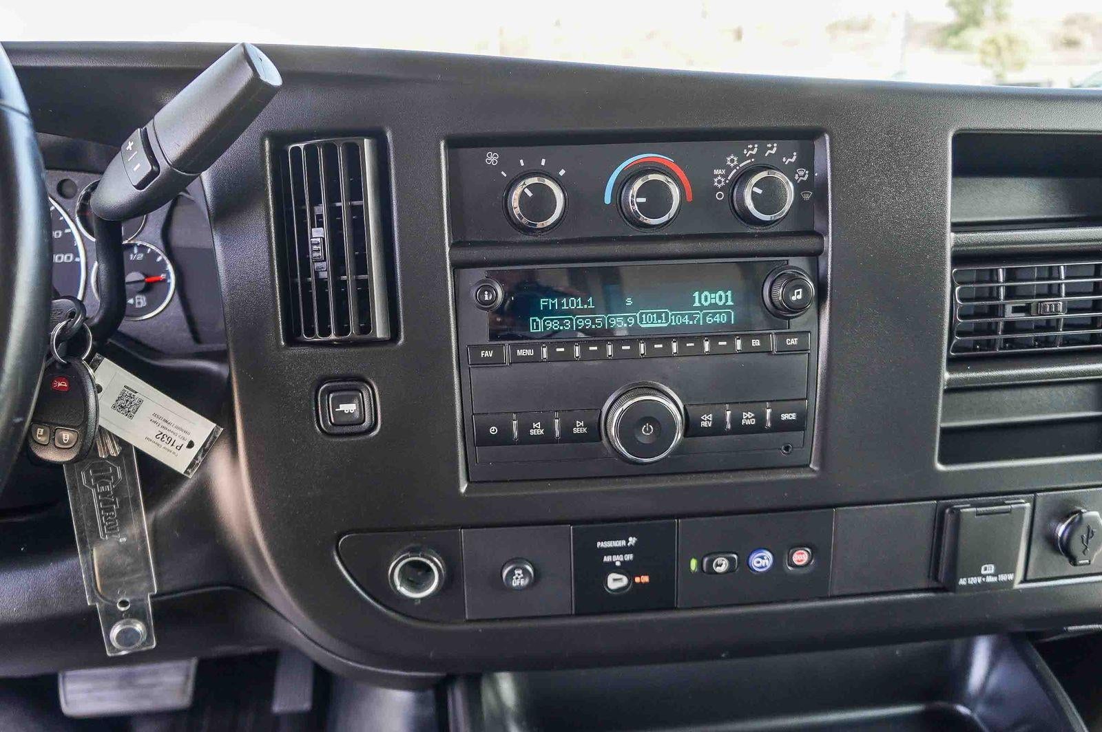 2023 Chevrolet Express Cutaway 3500 Base