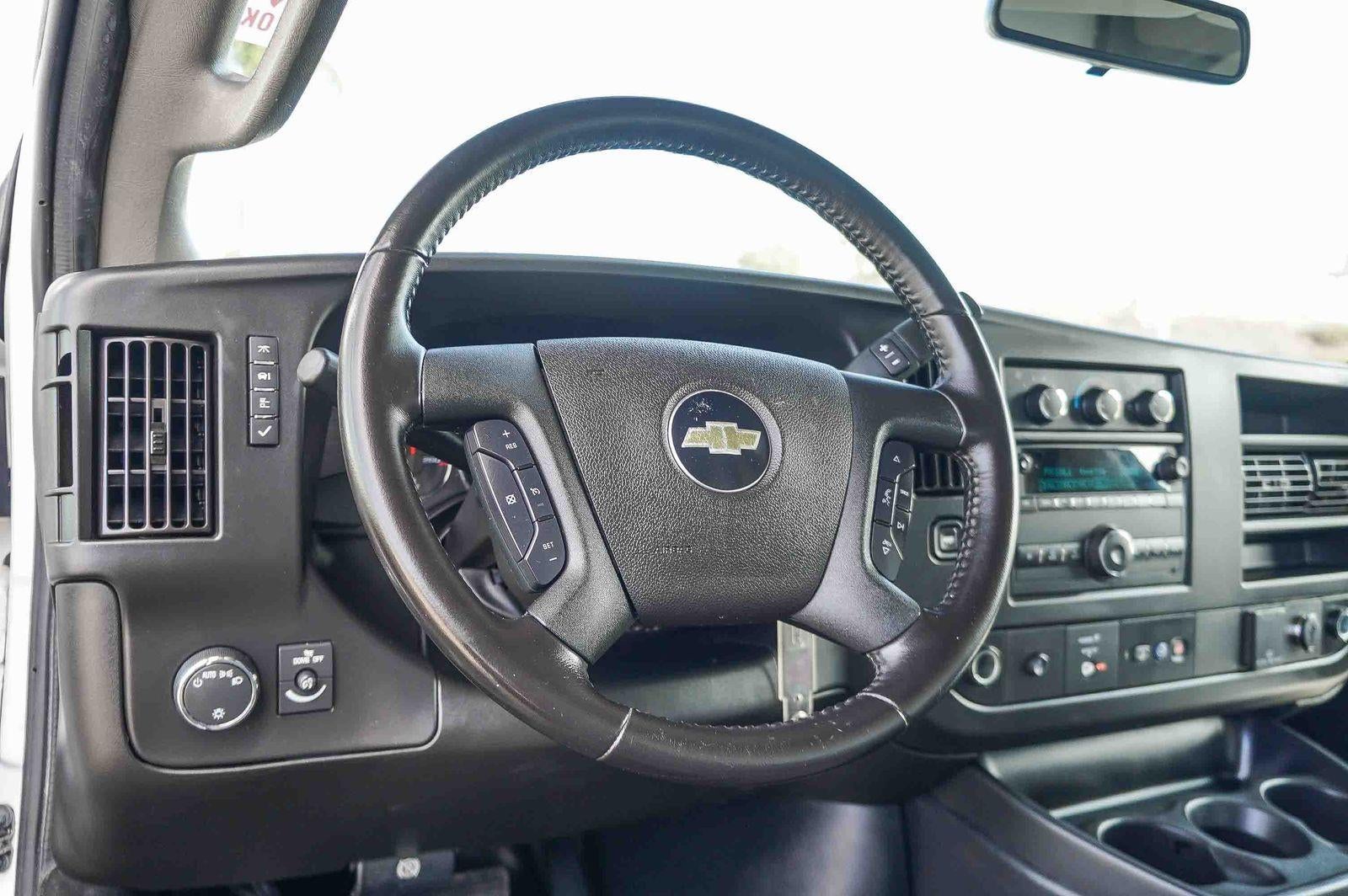 2023 Chevrolet Express Cutaway 3500 Base
