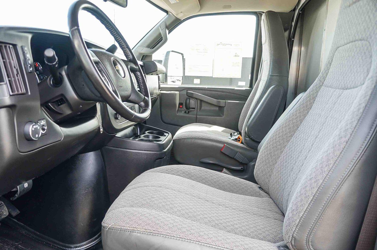2023 Chevrolet Express Cutaway 3500 Base