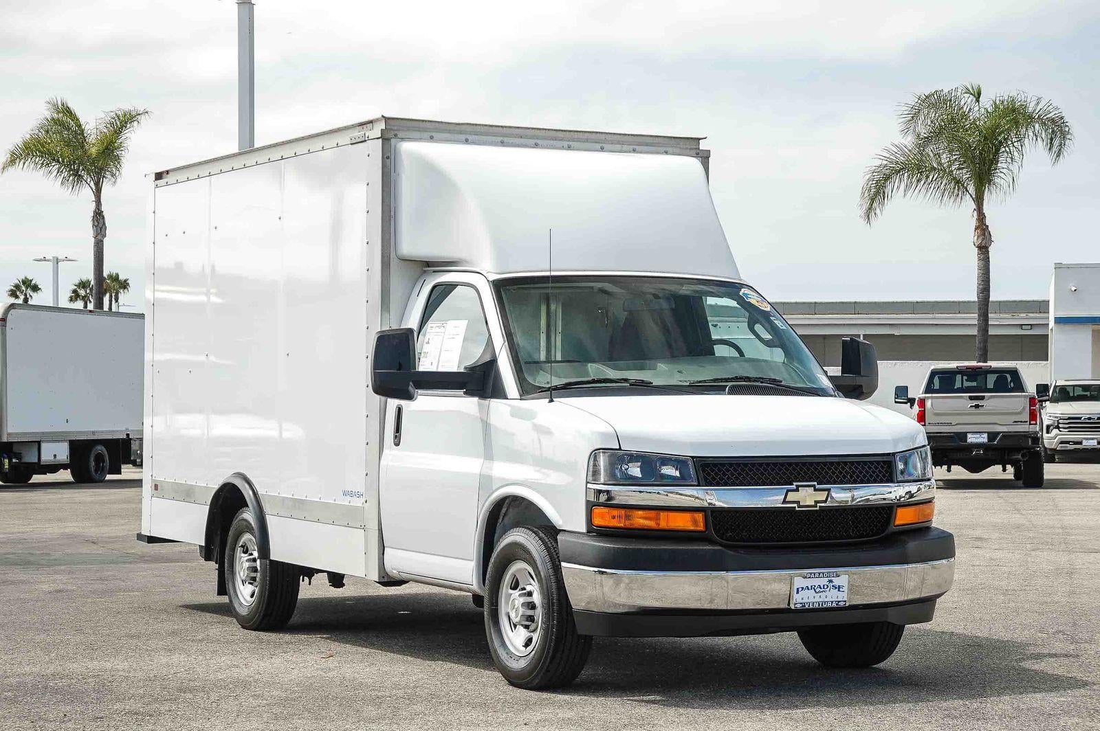 2023 Chevrolet Express Cutaway 3500 Base