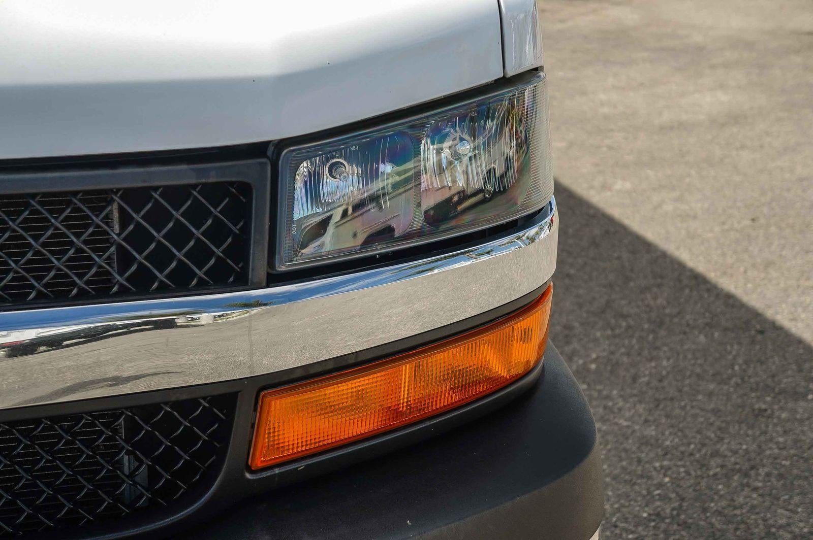 2023 Chevrolet Express Cutaway 3500 Base
