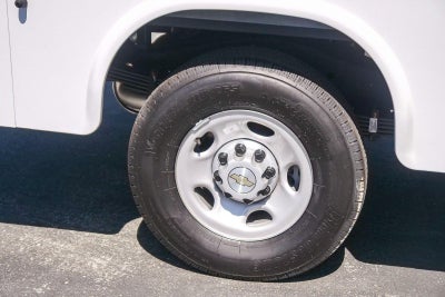 2026 Chevrolet Express Cutaway 3500 3500 Van 139"