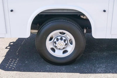 2026 Chevrolet Express Cutaway 3500 3500 Van 139"