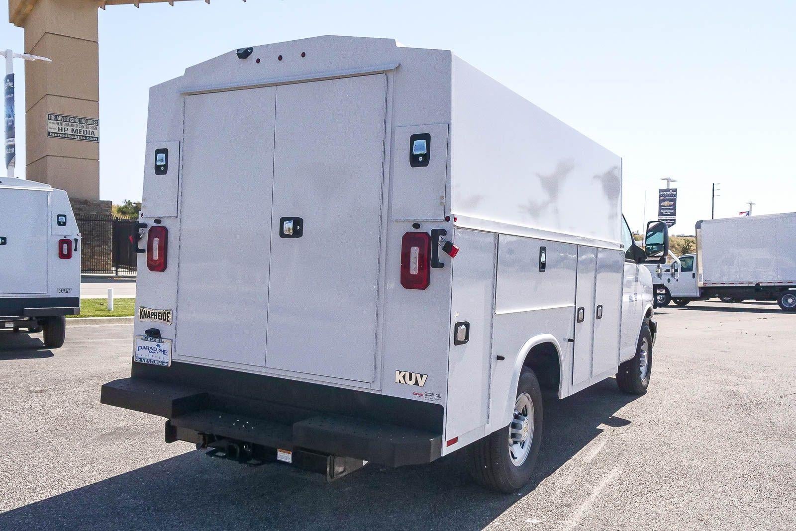 2026 Chevrolet Express Cutaway 3500 3500 Van 139"