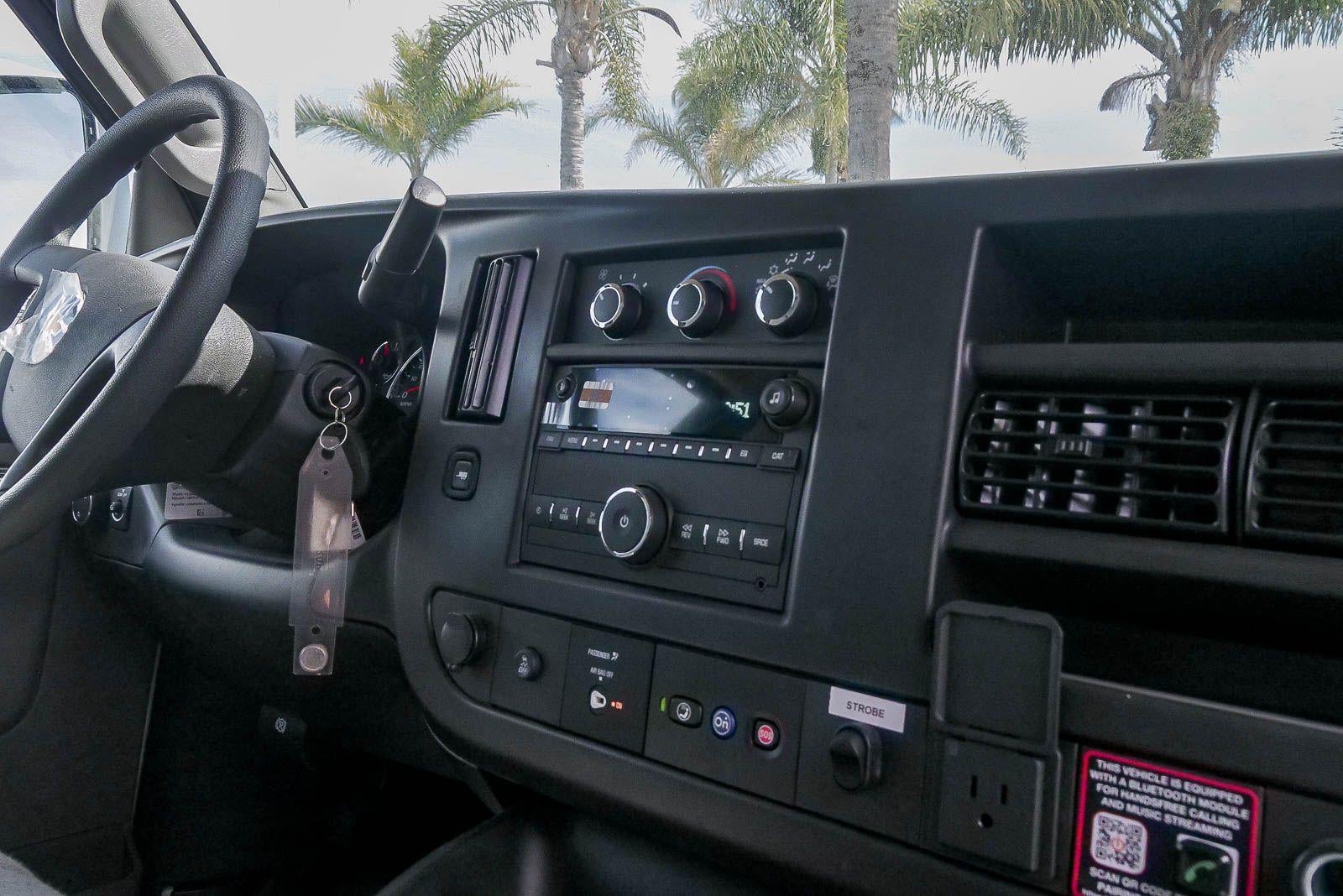 2026 Chevrolet Express Cutaway 3500 3500 Van 139"