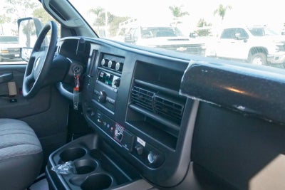 2026 Chevrolet Express Cutaway 3500 3500 Van 139"