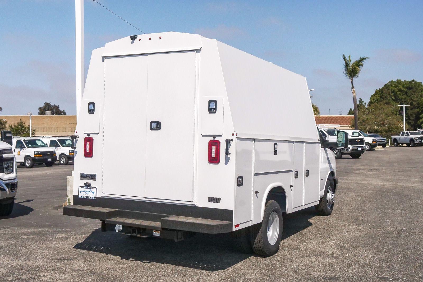 2026 Chevrolet Express Cutaway 3500 3500 Van 139"