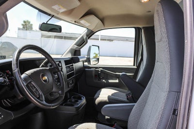 2022 Chevrolet Express Cutaway 3500 Base