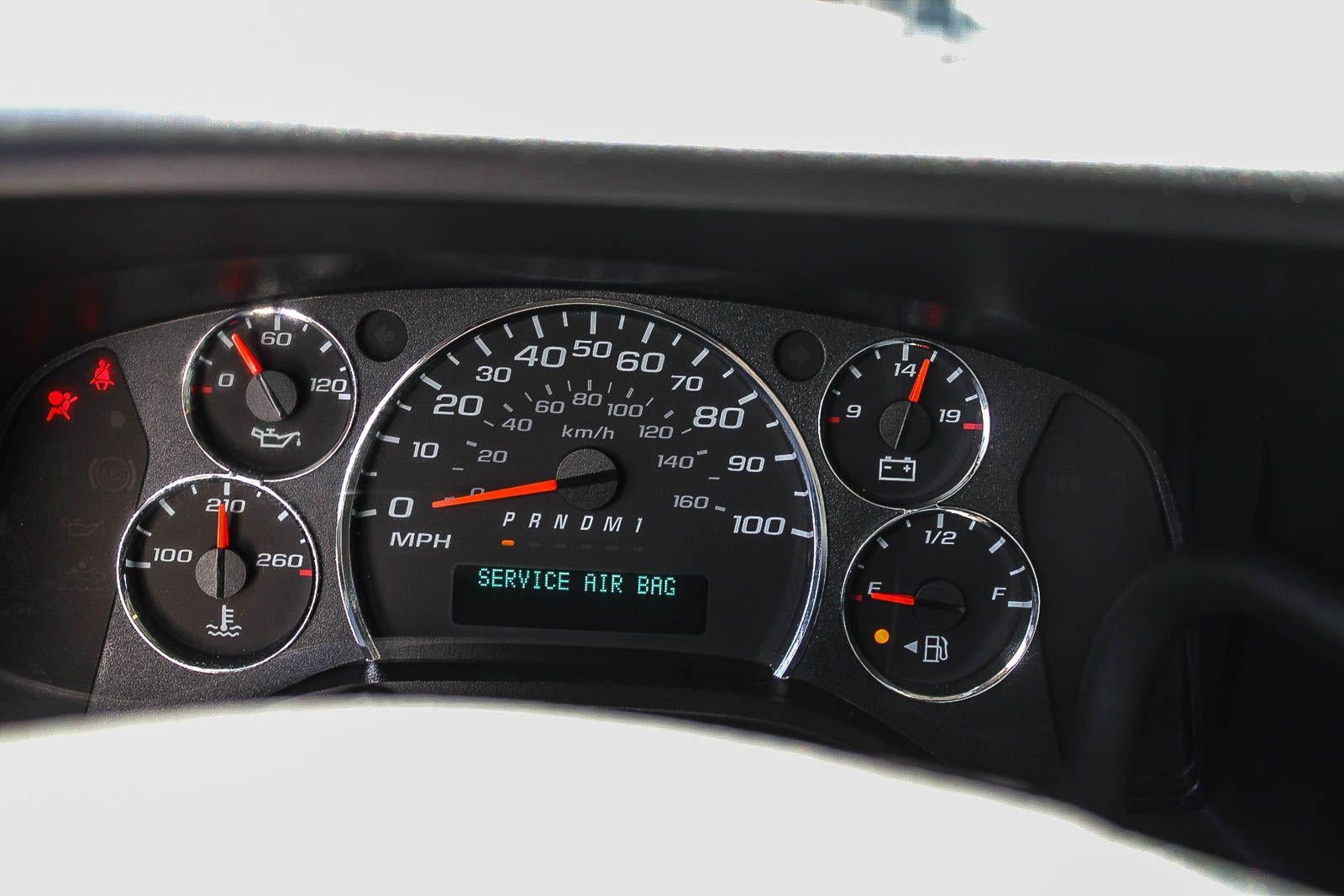 2022 Chevrolet Express Cutaway 3500 Base