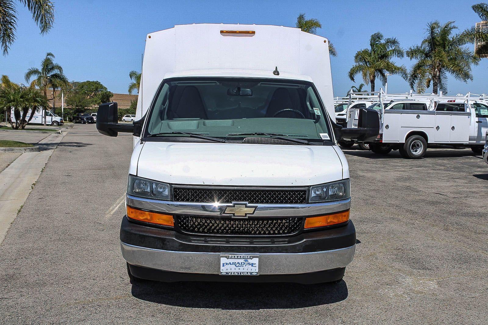 2022 Chevrolet Express Cutaway 3500 Base