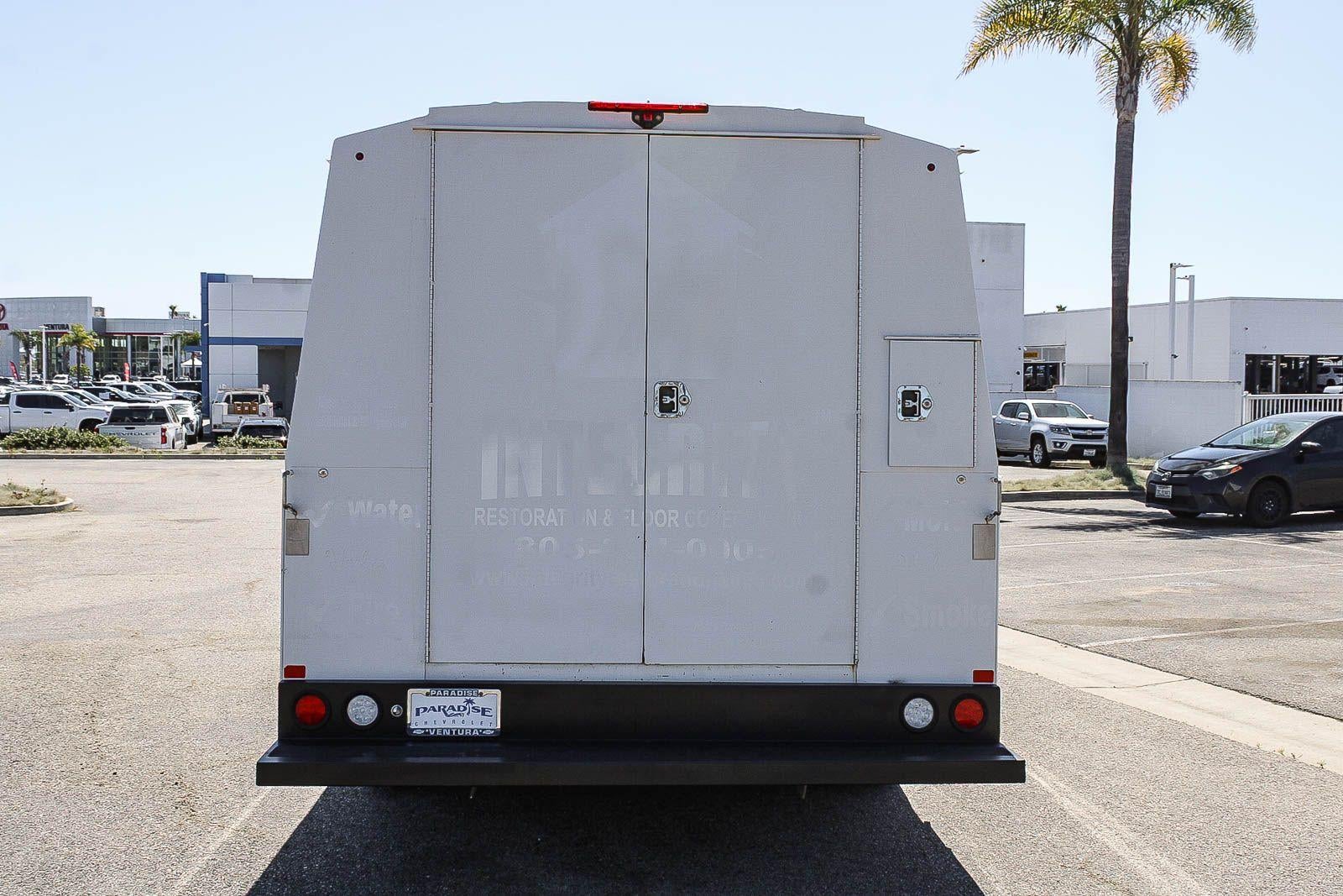 2022 Chevrolet Express Cutaway 3500 Base