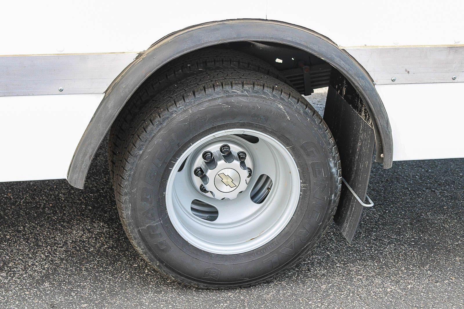 2026 Chevrolet Express Cutaway 3500 3500 Van 159"