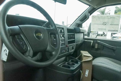 2025 Chevrolet Express Cutaway 3500 3500 Van 177"