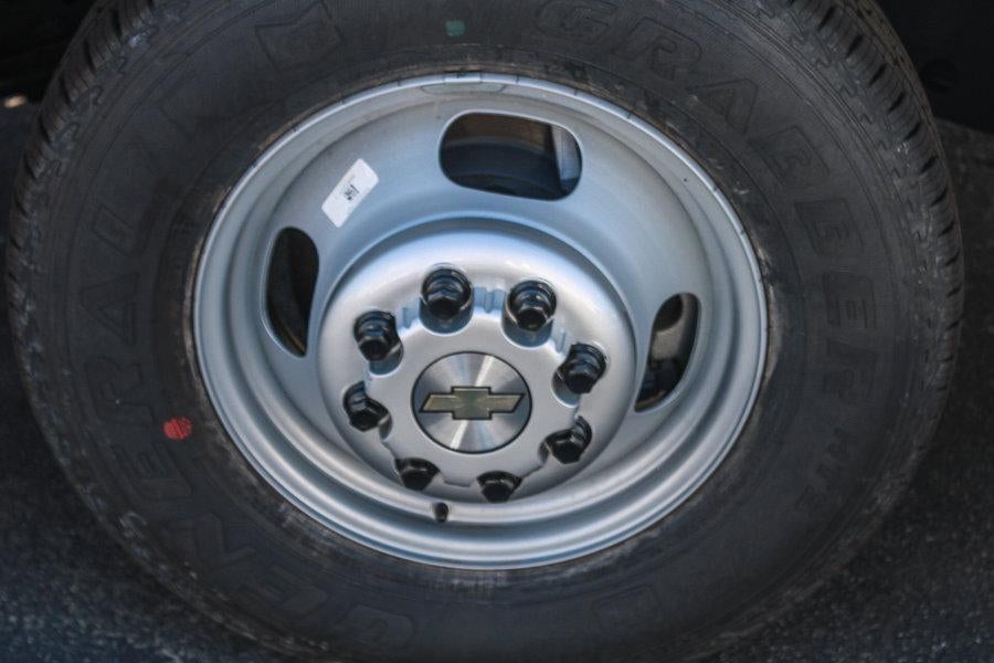 2026 Chevrolet Express Cutaway 3500 3500 Van 177"