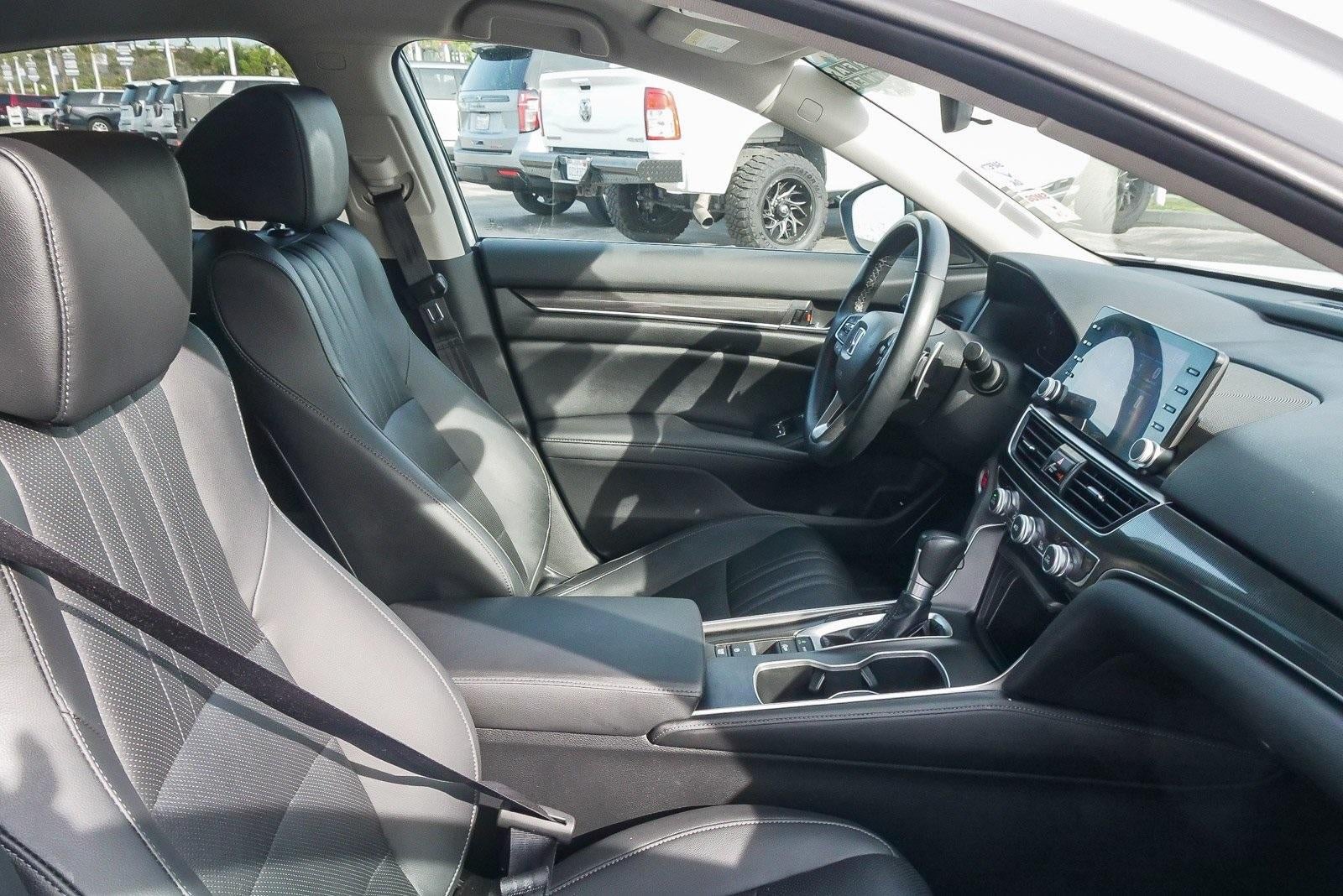 2022 Honda Accord Sedan Sport SE