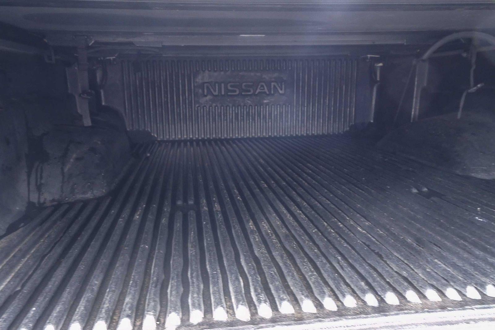 2005 Nissan Frontier 2WD SE