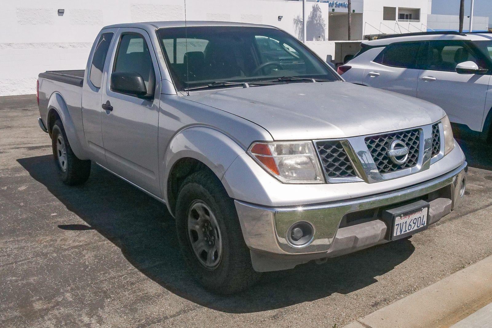 2005 Nissan Frontier 2WD SE