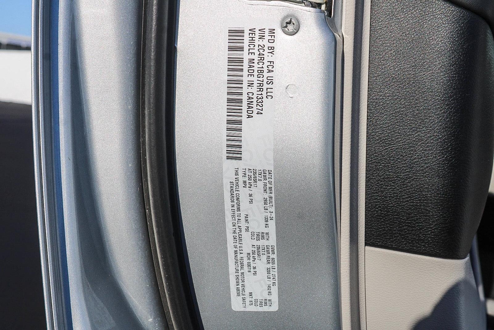 2024 Chrysler Pacifica Touring L